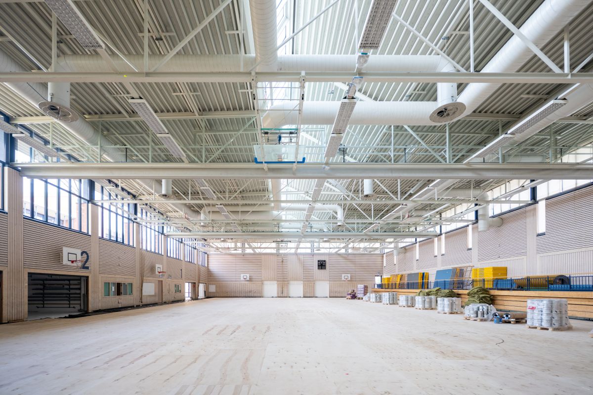 Die Gerhard-Graf-Halle von innen während der Sanierung