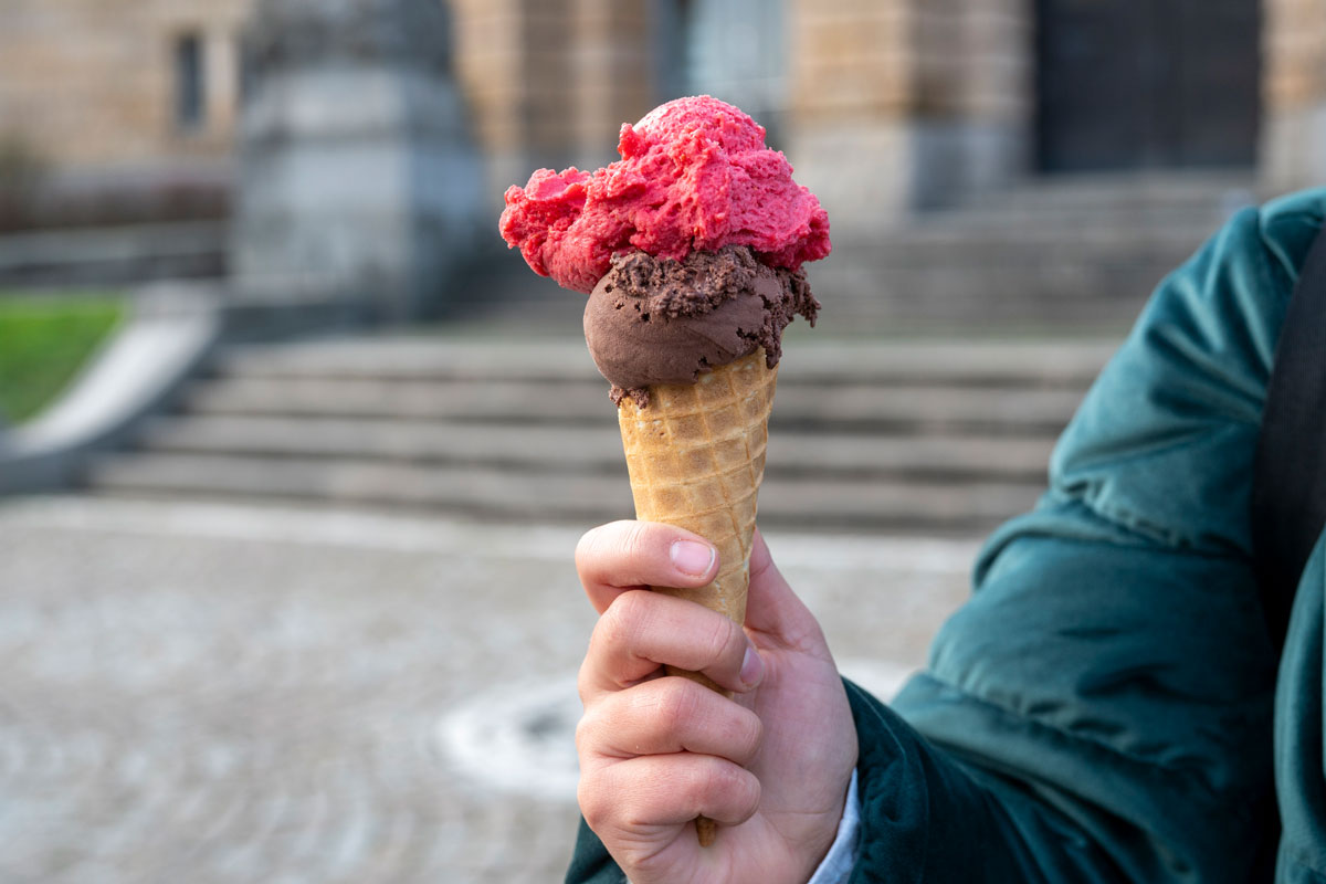 Eis in der Waffel