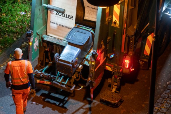 Müll wird von der ASF abgeholt