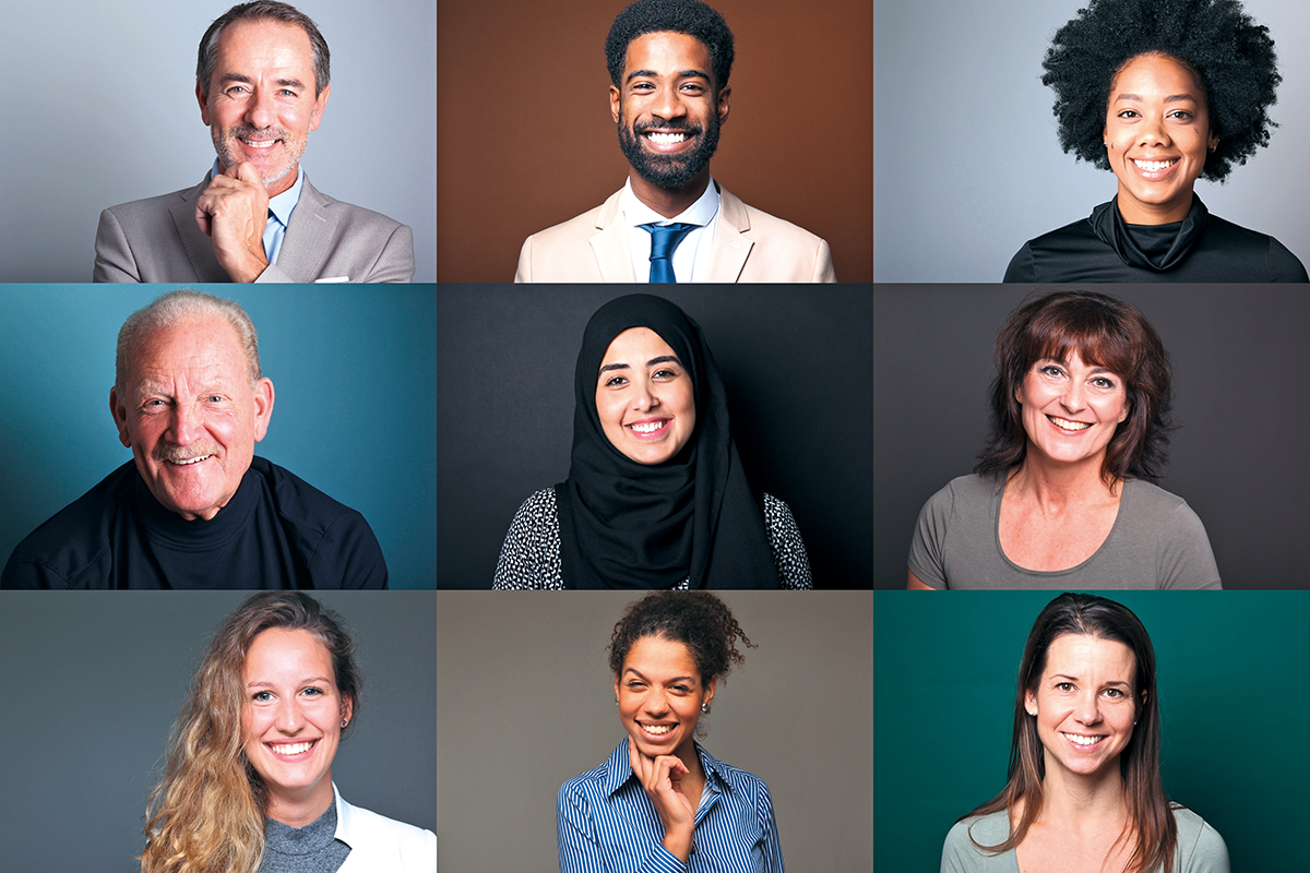 9 Kacheln mit Porträts von Menschen