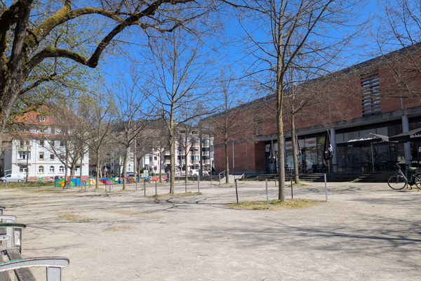 Platz am Zentrum Oberwiehre