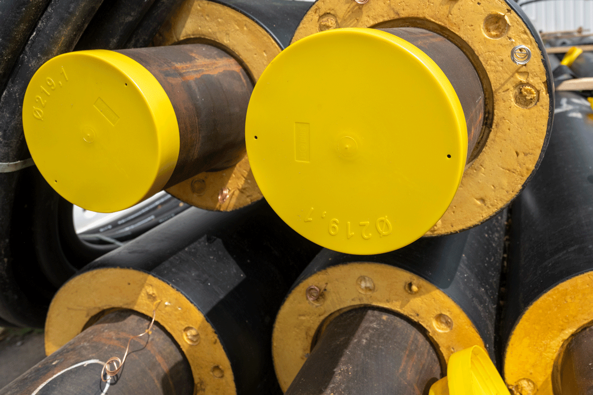 Fernwärmeleitung - noch nicht in den Boden verlegt