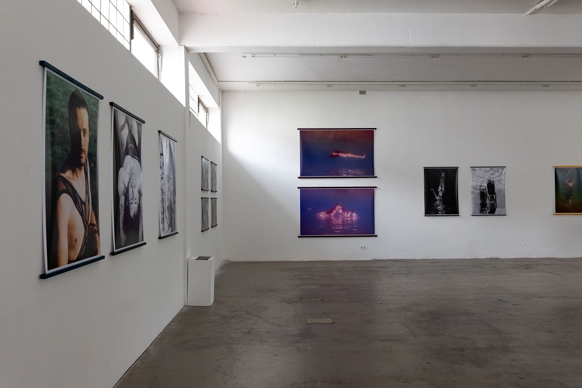 Ausstellungsansicht: Fotografien von Adina Asbeck